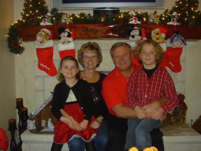 Hildebrand Christmas ScreenSaver/800x600_2007-12-24 Christmas Eve J&J16.jpg